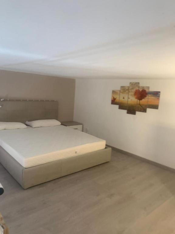Odeon Apartment In Centro A Livorno Esterno foto