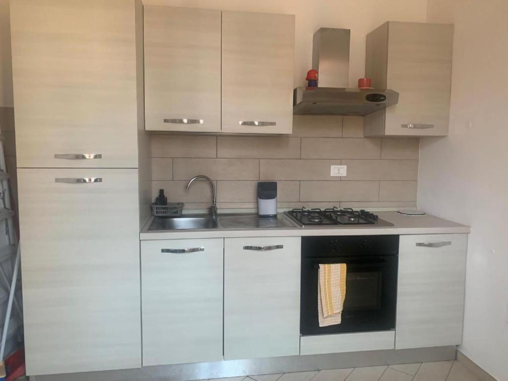 Odeon Apartment In Centro A Livorno Esterno foto